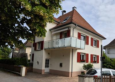 CHARMANTES WOHNHAUS AM AACHBAD - 675.000,00&nbsp;EUR Kaufpreis, ca.&nbsp; 195,00&nbsp;m&sup2;&nbsp;Wohnfl&auml;che in Singen (PLZ: 78224)
