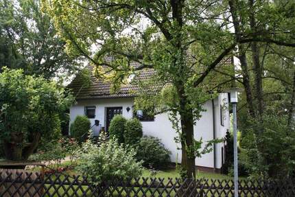 Freistehendes Einfamilienhaus mit Einliegerwohnung in gefragter Wohnlage von Bad Honnef-Aegidienberg