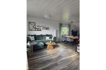 Attraktive 2-Zimmer-Dachgeschosswohnung mit Loggia und Garage - Morsbach