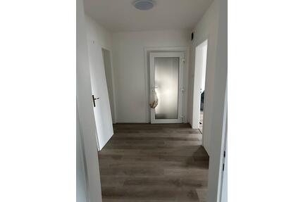 Vermieten Wohnung - 1.150,00&nbsp;EUR Kaltmiete, ca.&nbsp; 80,00&nbsp;m&sup2; in Reiskirchen (PLZ: 35447)