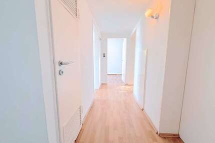 Wohnung zum Kaufen in Grevenbroich 129.000,00 € 59 m²