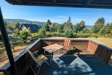 Bungalow auf dem Geiersberg - 40.000,00&nbsp;EUR Kaufpreis, ca.&nbsp; 36,00&nbsp;m&sup2; in Suhl (PLZ: 98528) Schmiedefeld am Rennsteig