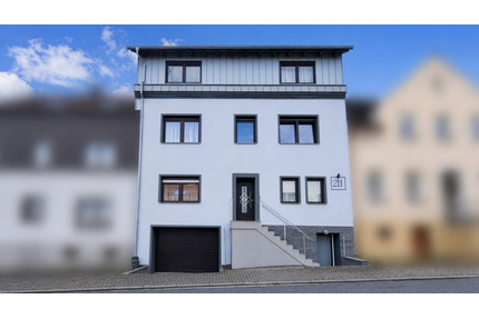 Wohnen, Arbeiten, Vermieten - vielseitige Immobilie mit Einliegerwohnung und Ausbaureserve in Spiesen-Elversberg