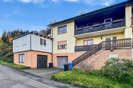 Doppelhaushälfte in Rothenfels - 230.000,00&nbsp;EUR Kaufpreis, ca.&nbsp; 142,00&nbsp;m&sup2; in Rothenfels (PLZ: 97851)