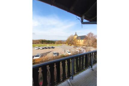 Helle 3-Zimmer-Wohnung mit Balkon & Kamin in 64397 Neunkirchen - Modautal