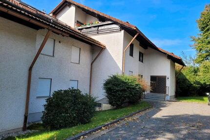 Dachgeschosswohnung - 295.000,00&nbsp;EUR Kaufpreis, ca.&nbsp; 120,00&nbsp;m&sup2; in Drachselsried (PLZ: 94256)