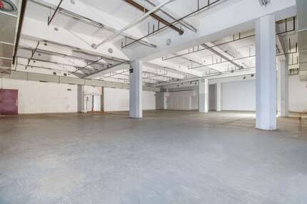 Halle in Heilbronn 1.736,00 € - 1.736,00&nbsp;EUR Kaltmiete, in Heilbronn (PLZ: 74072)