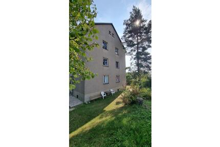 Renovierte 2-Raum-Wohnung im 1.OG in Randlage von Schleiz