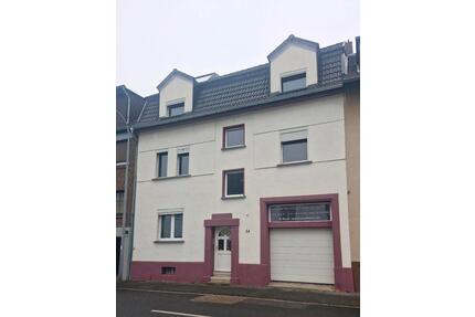 1 - 3 Familienhaus Stadthaus perfekt für mehrere Generationen - Euskirchen