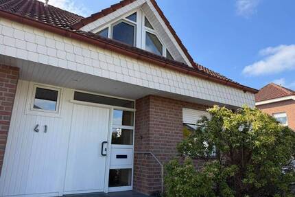 Charmante Doppelhaushälfte mit Garten und Carport in zentraler und ruhiger Lage - Versmold