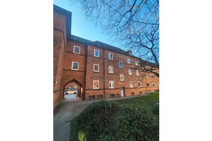 Vermietete Altbauwohnung - Kapitalanlage mit Potenzial - Kiel Ravensberg