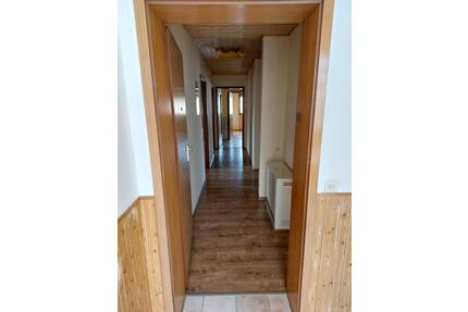 Geräumige 4,5 Zimmer Whg. in ruhiger Lage - Oberrot