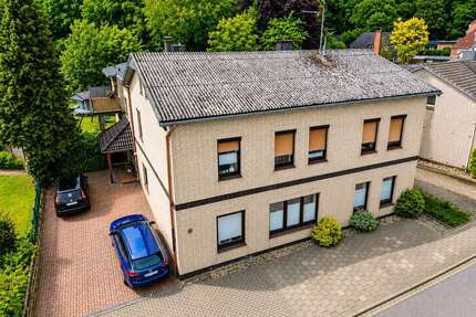 Haus zum Kaufen in Albersdorf 289.000,00 € 301 m²