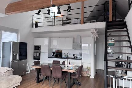 Stilvolle 3-Zimmer-Wohnung mit Galerie und viel Charme - Singen (Hohentwiel)