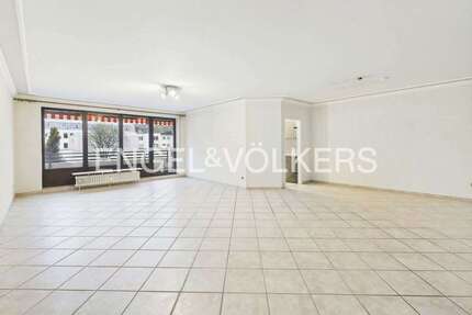 Wohnung zum Kaufen in Krefeld 215.000,00 € 135 m²