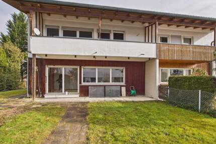 Doppelhaushälfte mit großem Grundstück (786 m²) - Regensburg Burgweinting-Harting