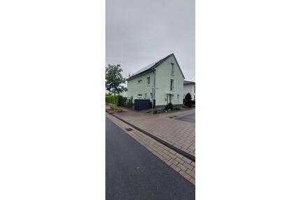 freistehendes Einfamilienhaus in Wesseling provisionsfrei