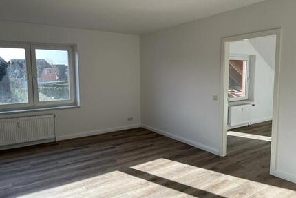 2 12 Zimmerwohnung in Pinnow - 800,00&nbsp;EUR Kaltmiete, ca.&nbsp; 80,00&nbsp;m&sup2; in Pinnow (PLZ: 19065)