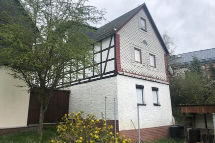 Haus Einfamilienhaus - 70.000,00&nbsp;EUR Kaufpreis, ca.&nbsp; 100,00&nbsp;m&sup2; in Saalburg-Ebersdorf (PLZ: 07929)