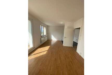 Wohnung zum Mieten in Halle Saale 670,00 € 112 m²