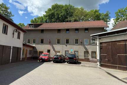 Gewerbeareal mit vielseitiger Nutzung und laufendem Mietverhältnis in Gera,