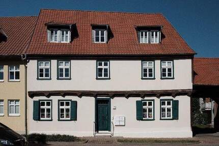 3-Räume: großzügig und saniert im historischen Altbau - Oschersleben
