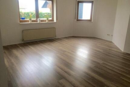 Helle 1ZKB-Erdgeschosswohnung + separatem Eingang + Parkplatz - Buseck