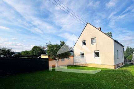 Wohnglück in Riol: Einfamilienhaus mit viel Platz und Potenzial