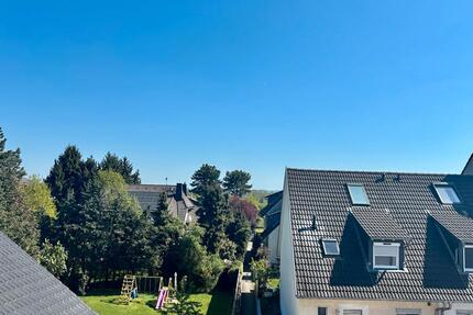 Moderne 3 Zimmerwohnung mit Aufzug, Tiefgarage und Balkon - Rödermark