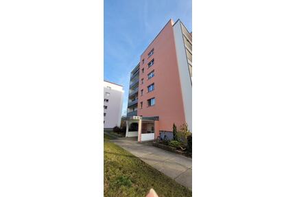 Geräumige 2 Zimmer Wohnung mit Balkon zu vermieten - Cottbus Sachsendorf