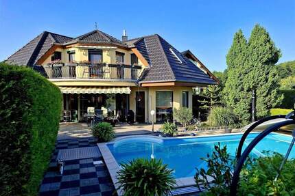 Traumhaus zum Traumpreis - 395.000,00&nbsp;EUR Kaufpreis, ca.&nbsp; 160,00&nbsp;m&sup2;&nbsp;Wohnfl&auml;che in Röderaue (PLZ: 01609) Koselitz