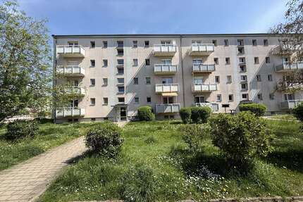 Wohnung zum Kaufen in Weißenfels 40.000,00 € 49 m²