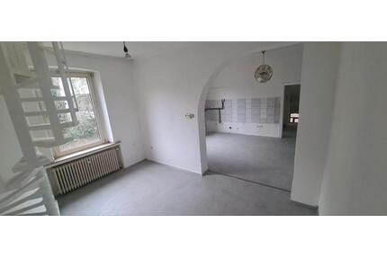 3 ½ zimmer wohnung mit maisonette - Duisburg Mittelmeiderich
