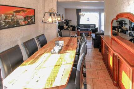 Haus zum Kaufen in Heinsberg 335.000,00 € 137.99 m²