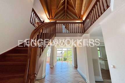 Haus zum Mieten in Königstein 5.450,00 € 384 m²