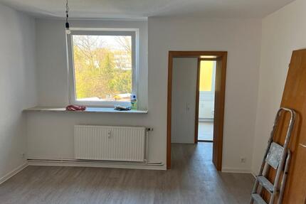 Renovierte Dachgeschoss Wohnung in Bochum Linden ca 70 qm