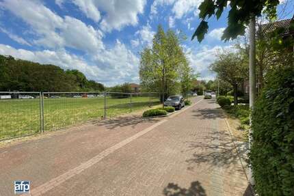 Grundstück zu verkaufen in Königs Wusterhausen - OT Deutsch Wusterhausen 2.450.000,00 € 4692 m²