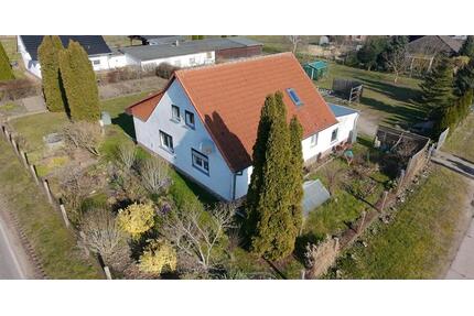 Einfamilienhaus mit tollem Grundstück - Tutow
