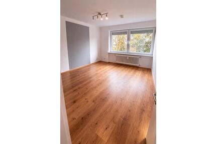 DRINGEND Helle 4-Zimmer-Wohnung mit Balkon AB APRIL - Ingolstadt Friedrichshofen-Hollerstauden