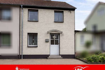 Haus zum Kaufen in Regis-Breitingen 135.000,00 € 75 m²