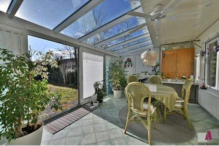 Sehr gepflegtes Reihenmittelhaus mit viel Platz in bester Lage von Altweil - Weil am Rhein