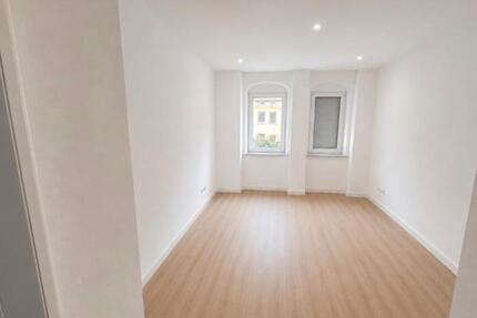 3-Zi-Whg. in Altbau, Erstbezug nach Renovierung, Nbg-Gleißhammer - Nürnberg Hasenbuck