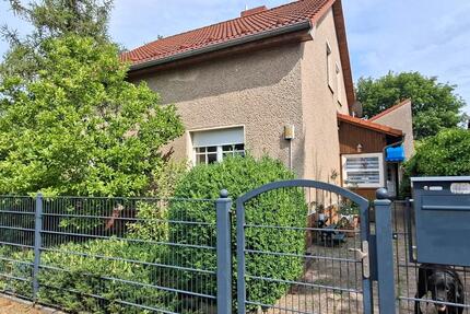 EFH mit tollem Garten und großen Nebengelass - Erkner