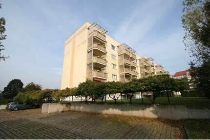 Wohnung zum Mieten in Naumburg (Saale) 515,00 € 62.59 m²