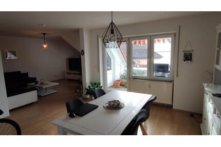 3,5 Raum Wohnung in Zwickau - 576,00&nbsp;EUR Kaltmiete, ca.&nbsp; 95,80&nbsp;m&sup2; in Zwickau (PLZ: 08058) Zwickau-Nord