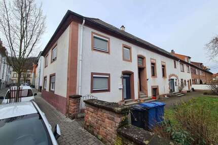 Haus zum Kaufen in Landstuhl 1.290.000,00 € 613 m²