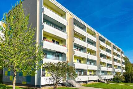 Top-sanierte 3-Raum-Wohnung in schöner Lage - Zwickau Eckersbach