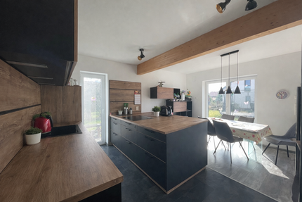 Haus zum Kaufen in Schkopau 450.000,00 € 120 m²