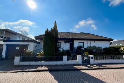 Familienhaus mit großem Garten - 329.000,00&nbsp;EUR Kaufpreis, ca.&nbsp; 178,56&nbsp;m&sup2; in Geestland (PLZ: 27607)