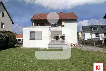 Haus zum Kaufen in Erlangen 599.000,00 € 131.94 m²